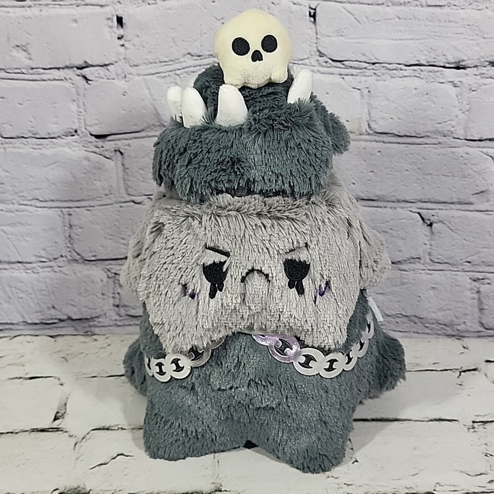 Squishable Alter Egos Series 3: Goth Tree Plush Gray‎ Grumpy Christmas Stuffie